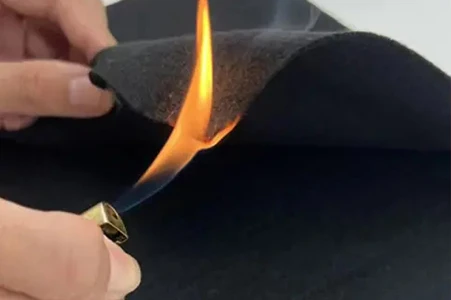 Flame retardant felt