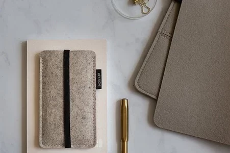 minimalist felt storage bag